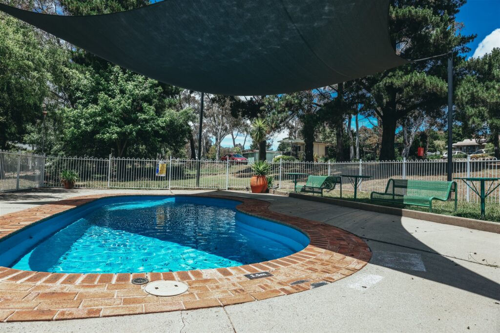 02-eaglehawk-park-pool-shade-sail
